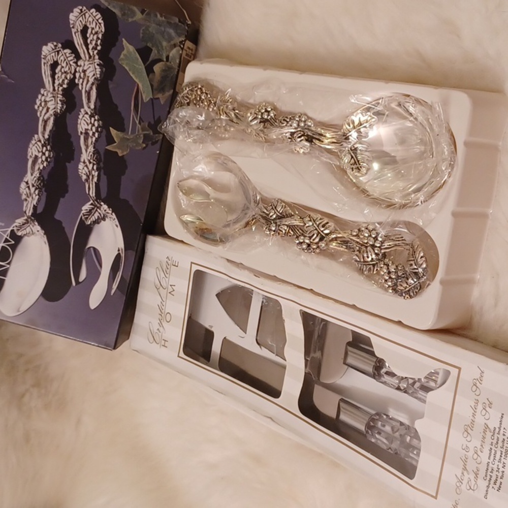 Boxed serving sets.
